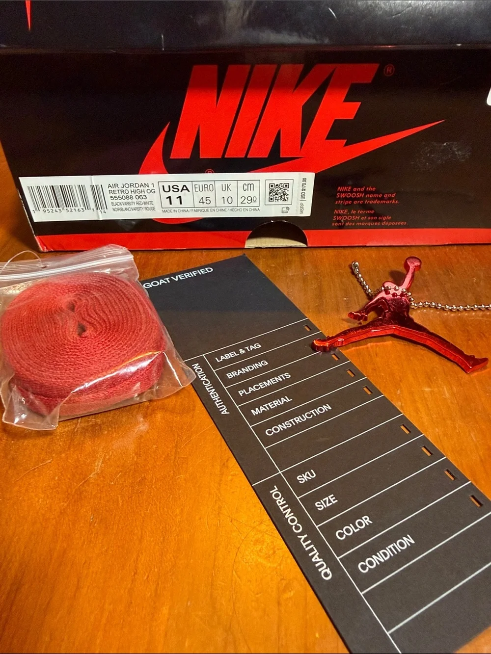Air Jordan 1 Retro High OG Patent Bred Size 11 EUC